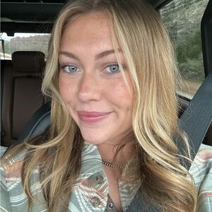 Meet your Posher, Sydney